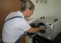 (ne)obyčejný den všeobecné sestry, paní Miriam, v domácí zdravotnické a hospicové péči