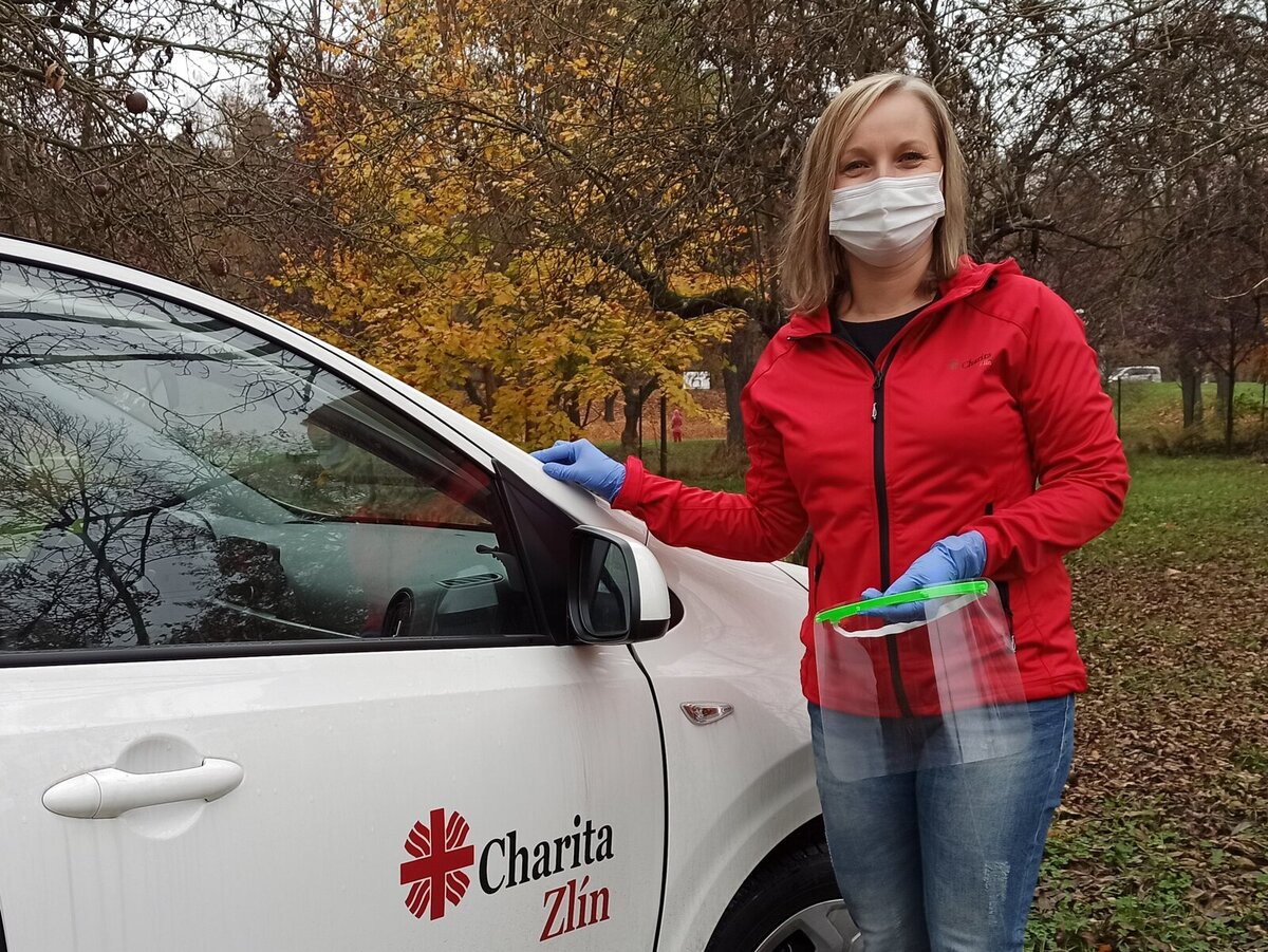 "Obdivuji moudrost a disciplinovanost našich zdravotních sester," prozrazuje Soňa Jarošová