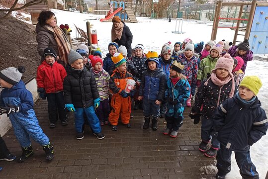 "A přispějete na chudobné?" zeptalo se děvčátko koordinátorky tříkrálové sbírky na Zlínsku