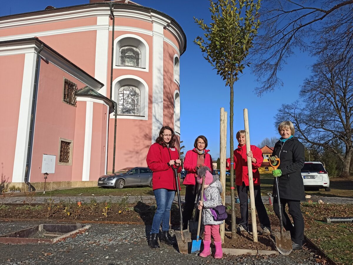 Charita Zlín, hrdý Patron stromu v poutním centru Štípa