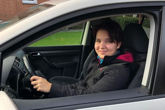 Osobní automobil je pro Pavlu symbolem samostatnosti, rehabilitace ji dodávají sílu aneb ´tříkrálovka´ pomáhá