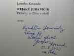 Do křesla pro hosta ... tedy spíše na židli, usedl básník, prozaik, publicista, malíř, sochař a redaktor, pan Jaroslav Kovanda