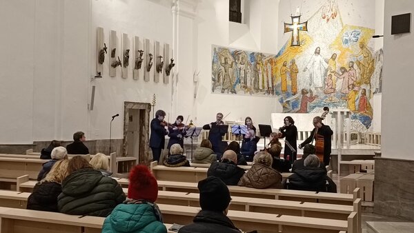 Adventní benefiční koncert duchovní hudby pro Mariánku, zlínský kostel sv. Filipa a Jakuba