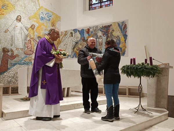Adventního setkání, při mši svaté v kostele sv. Filipa a Jakuba