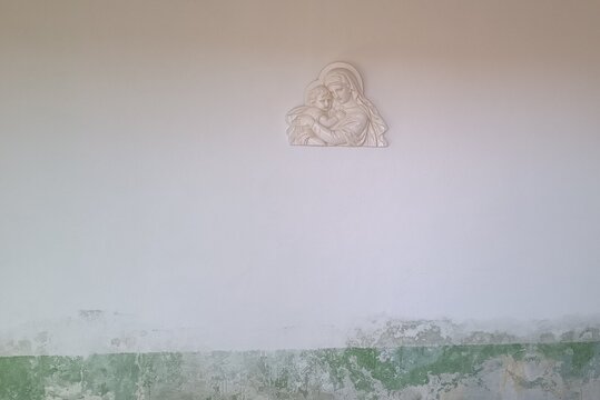 Už druhý týden zajíždí zlínský charitní tým do blízkých obcí zasažených povodní. Přiváží radu, ale také nabídku následné materiální podpory aneb i ´tříkrálovka´ pomáhá