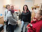 Novoročně, neformálně, s požehnáním jáhna Jana Rozsypálka. Setkání zlínských 'chariťáků' první pracovní den roku 2025. Díky za to