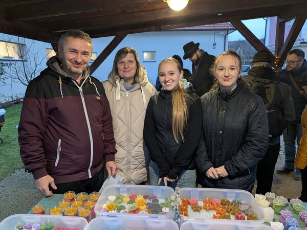 Svíčky s příběhem 2025